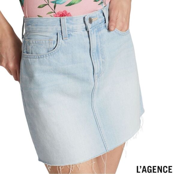 L’Agence **NWT** Jolene Mini Denim Skirt in Panama Wash - Picture 13 of 16